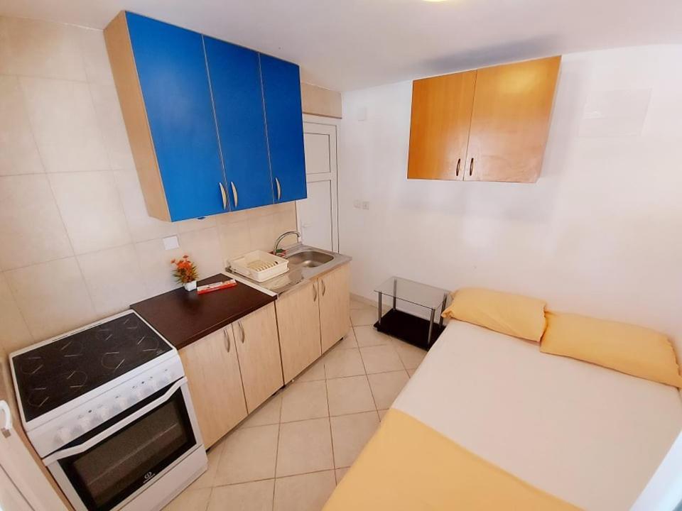 Guest House Ivana Igalo Exterior foto